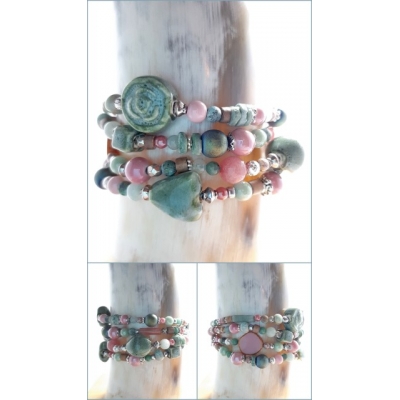 kralenarmband in grijsgroen en roze kralenarmband in grijsgroen en roze